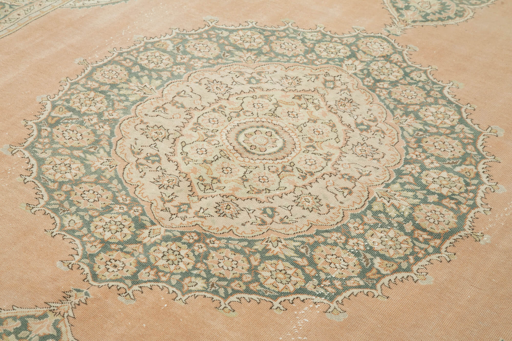Vintage Cotton Wool Rug – Handmade Area Rug 6'9'' x 9'10'' | Turkish Hand Knotted Carpet