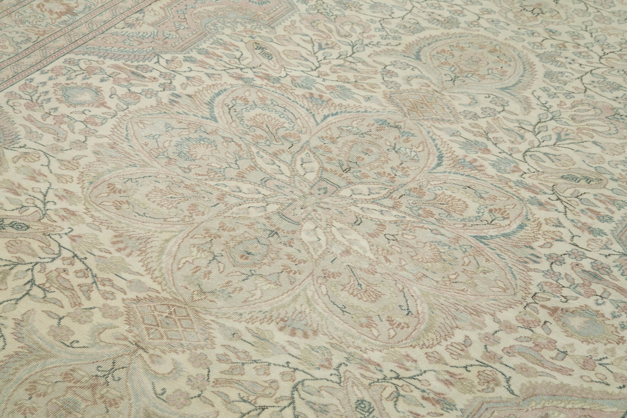 Vintage Wool Area Rug – Handmade Cotton Rug 6'5''x10'2'' Beige Turkish Vintage Carpet