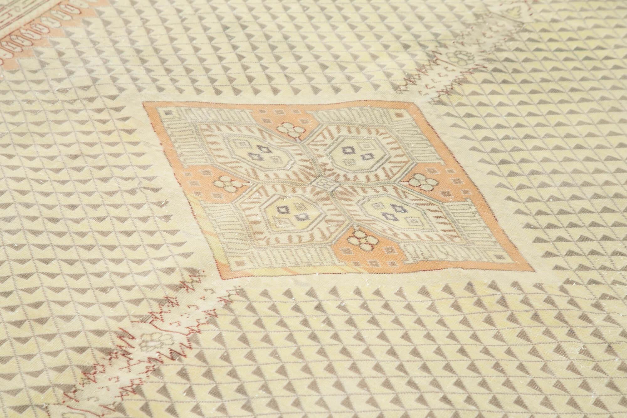 Vintage Cotton Wool Rug – Handmade Area Rug 6'7'' x 9'5'' Beige Wool, Durable Floor Covering