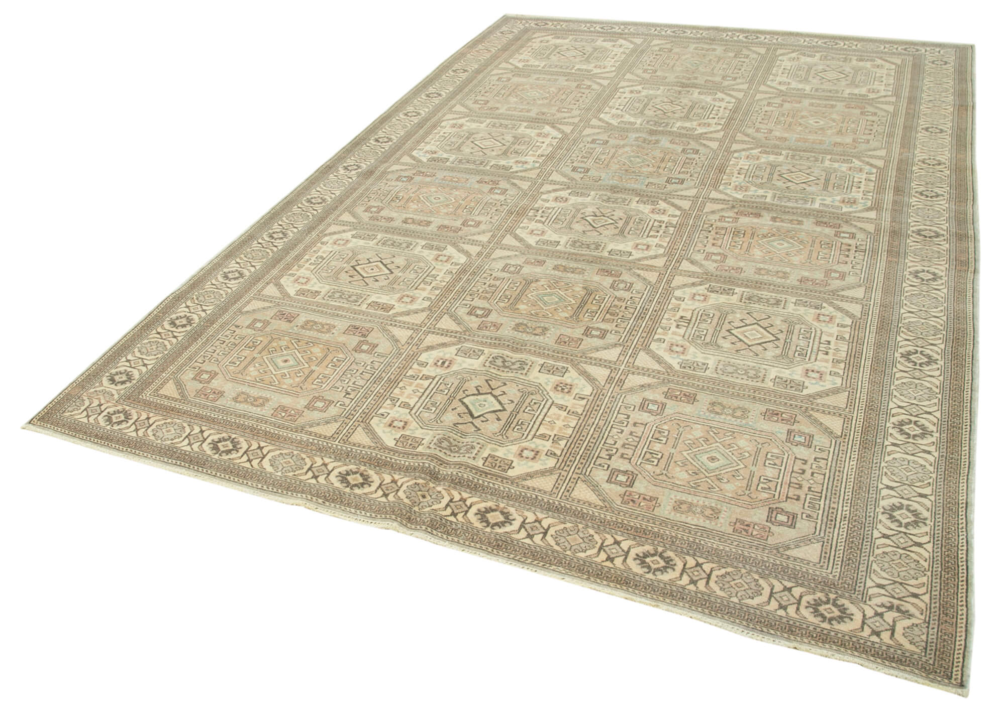 Handmade Vintage Area Rug – Classic Turkish Wool Carpet, Neutral Beige 6'7''x10'