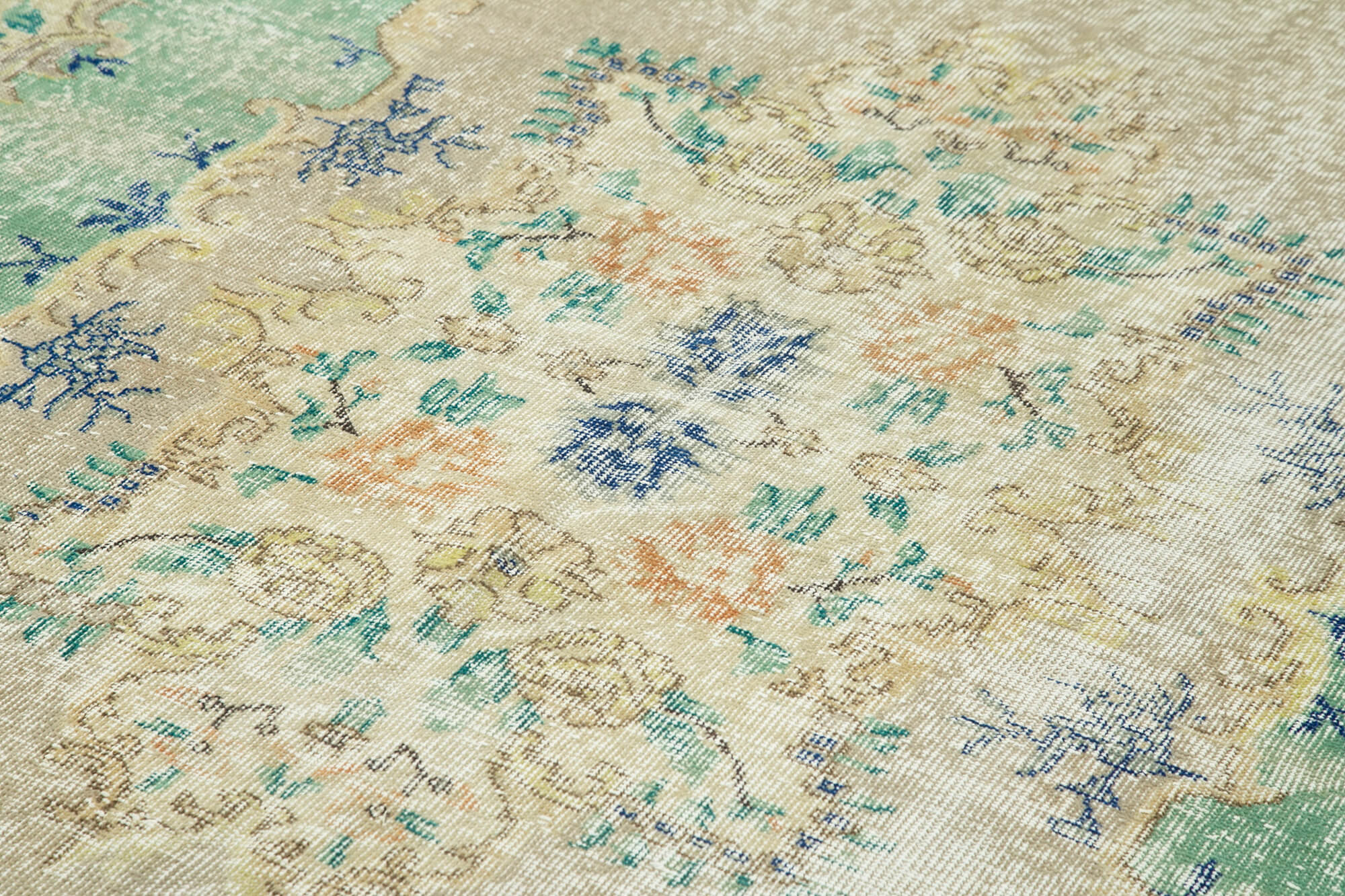 Vintage Wool Area Rug | Hand Woven Floor Covering – Durable Natural Fiber Rug 6x10