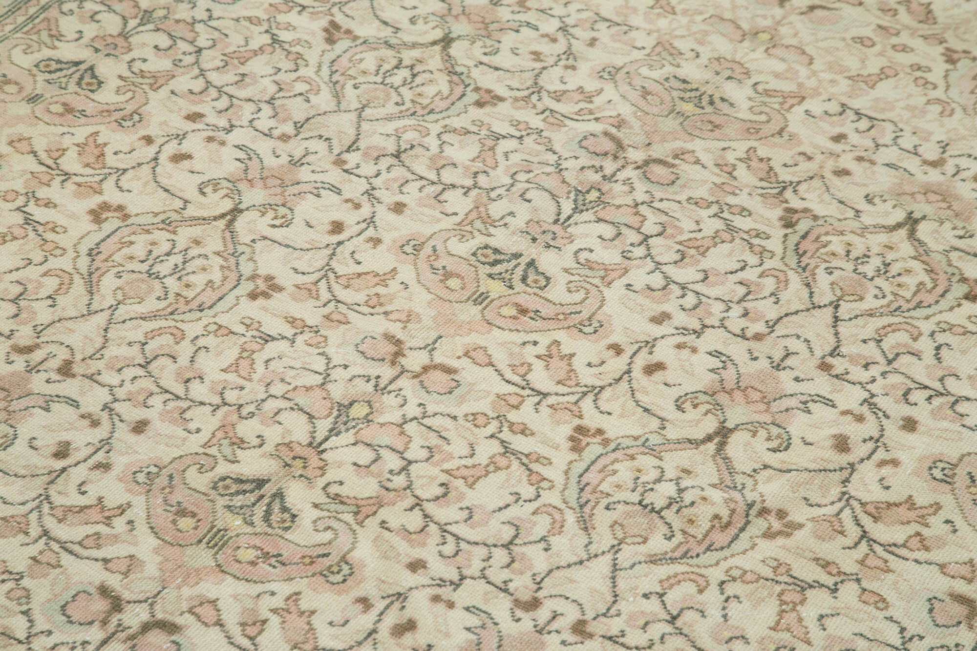 Handmade Vintage Area Rug – Beige Turkish Wool Rug | Soft Cotton Weave, Durable Floor Covering