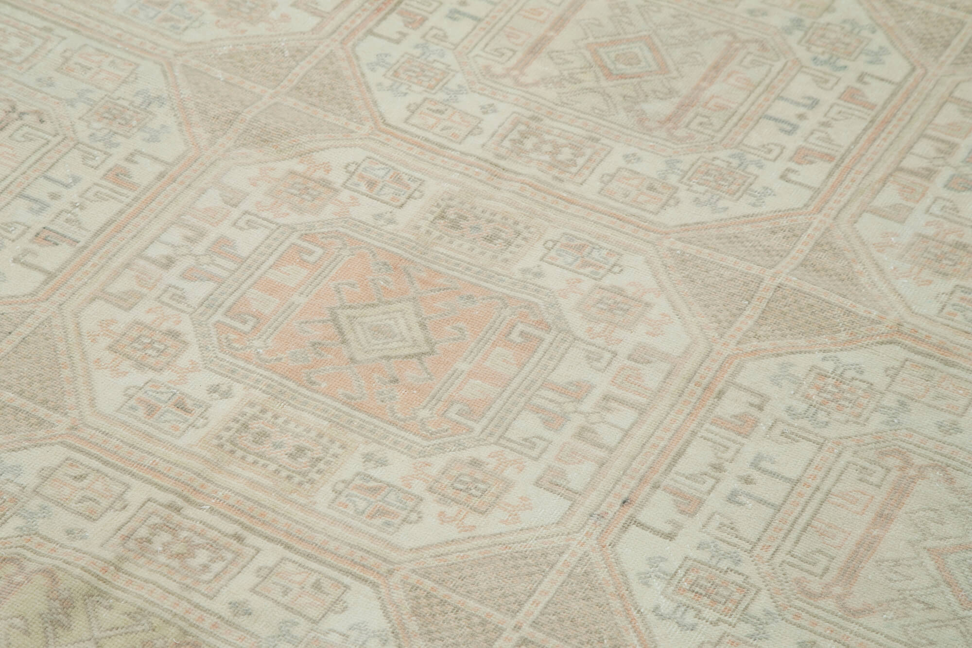 Vintage Wool Area Rug | Handmade Floor Covering - Durable Wool Carpet 6x9