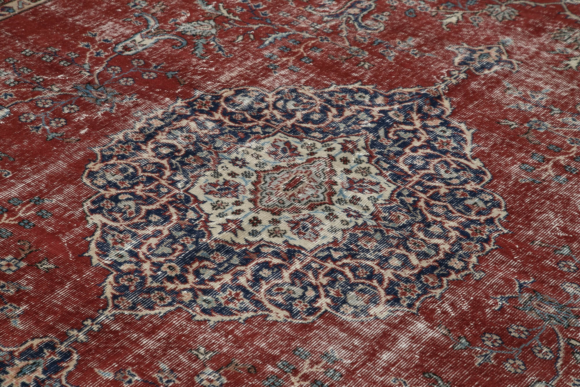 Vintage Handmade Area Rug – Hand Woven Turkish Wool Carpet 8'0''x10'10'' Red