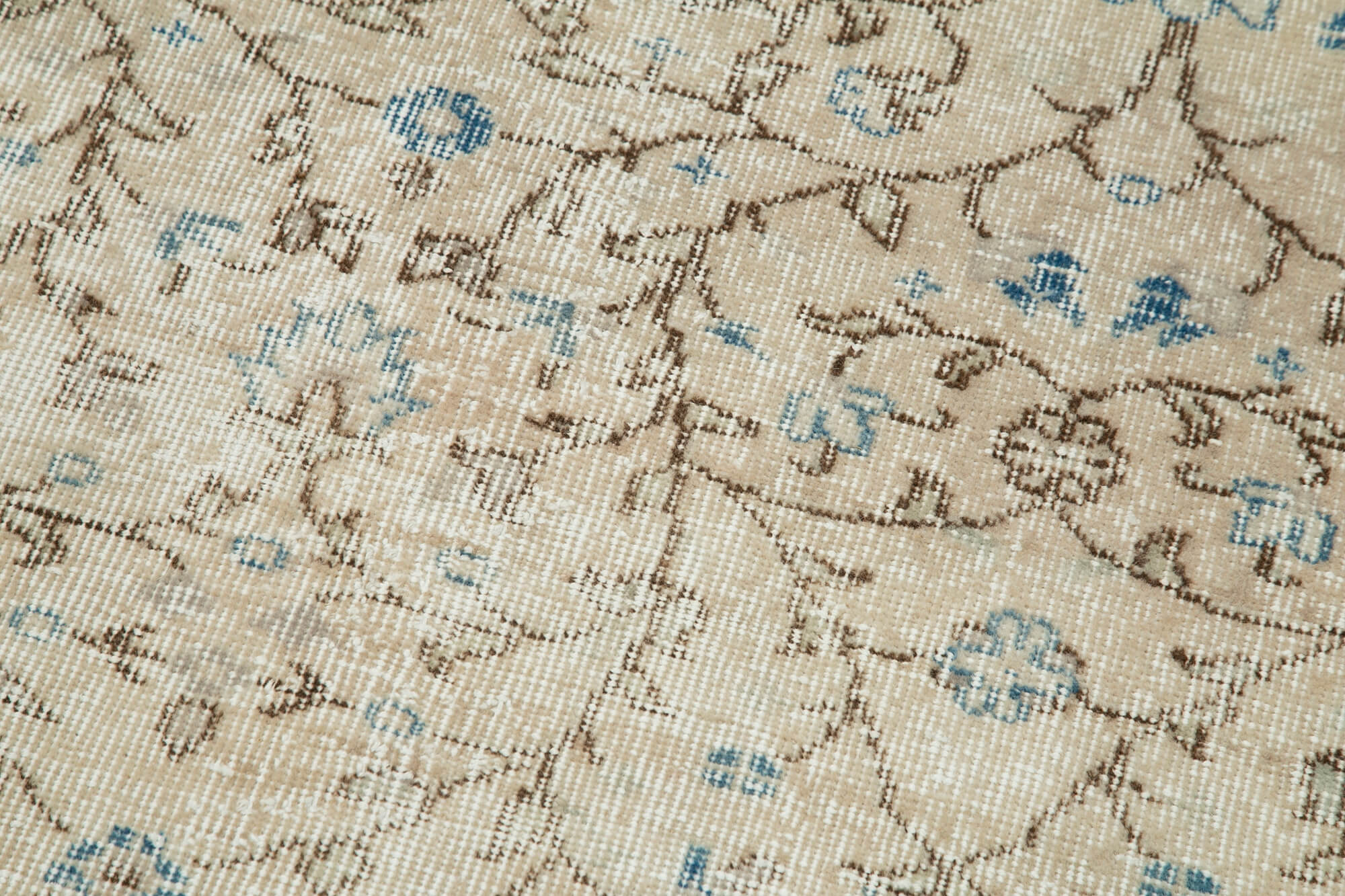 Handmade Vintage Area Rug – Overdyed Beige Wool Cotton Blend Carpet 2'4''x8'3''