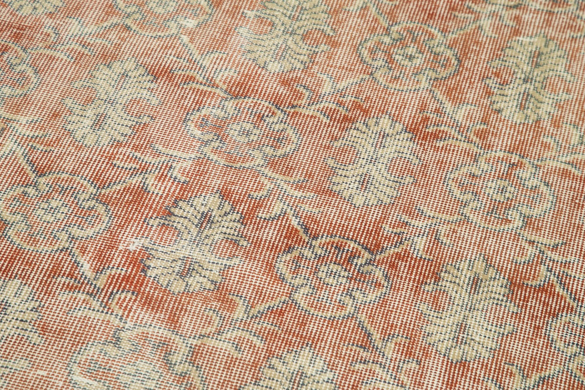 Handmade Vintage Area Rug – Overdyed Wool Carpet, Beige Cotton Blend 2'11''x10'10''