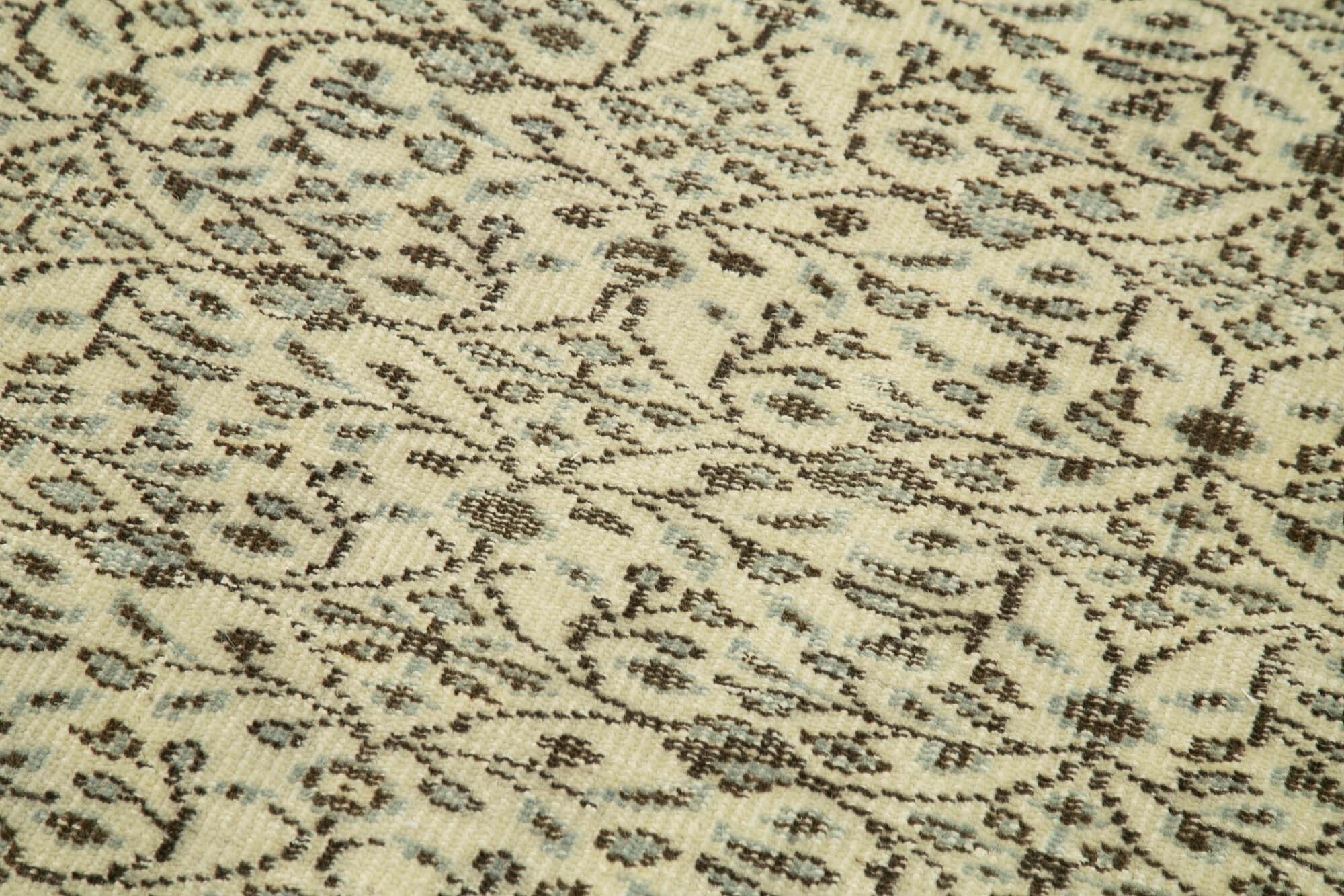Handmade Area Rug – Overdyed Vintage Cotton Wool Carpet 2'11'' x 11'1'' Beige