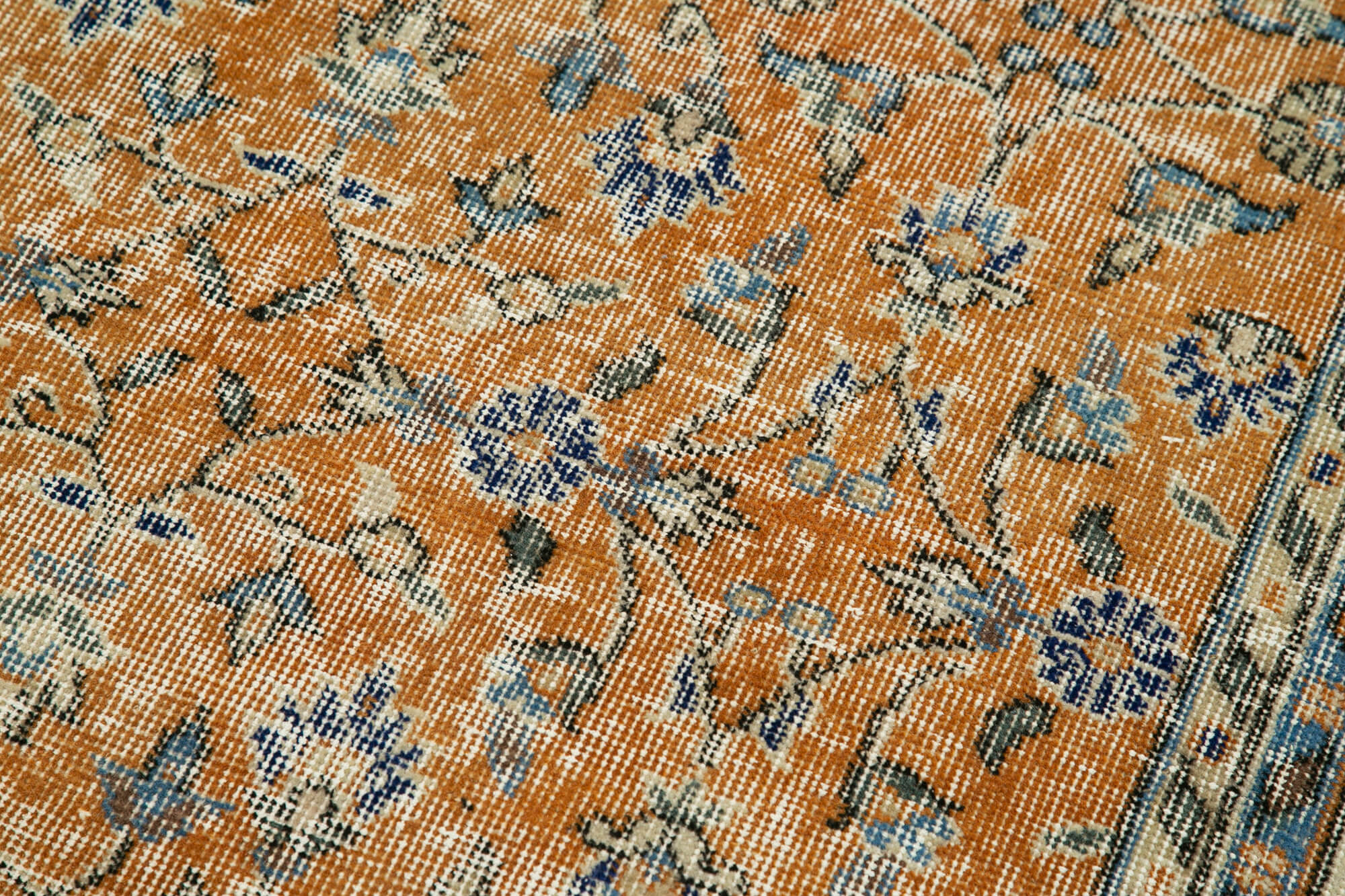 Vintage Handmade Area Rug – Overdyed Beige Cotton Wool Carpet 2'11''x10'1''