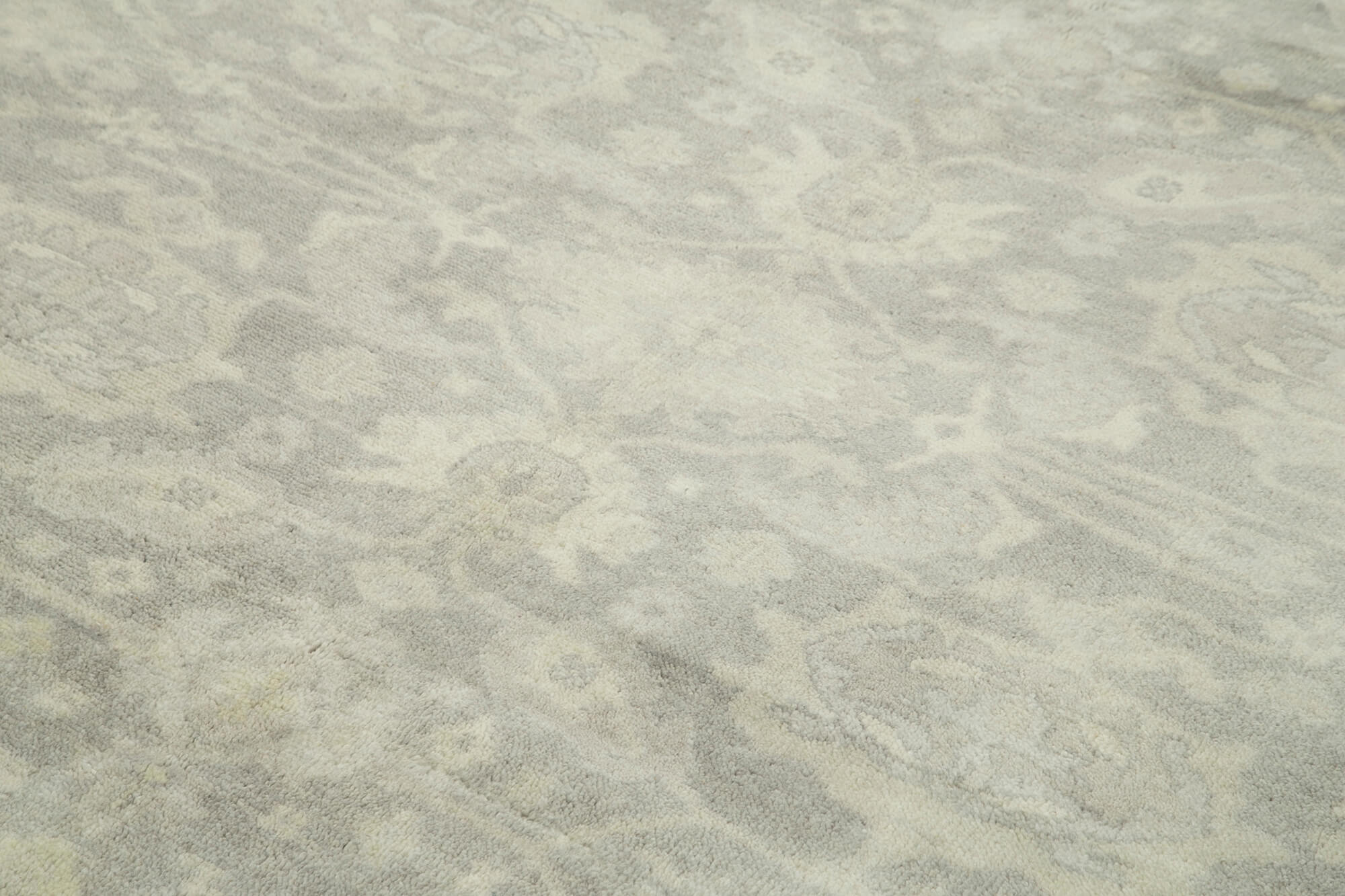 Handmade Wool Area Rug – Classic Beige Turkish Woven Rug 8'1'' x 9'10''