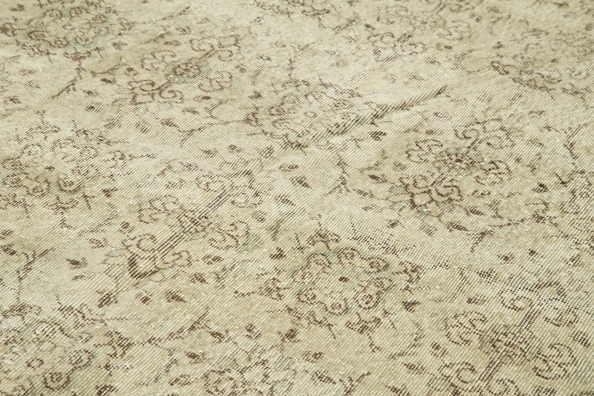 Handmade Wool Area Rug | Traditional Hand Knotted Turkish Wool Rug Beige