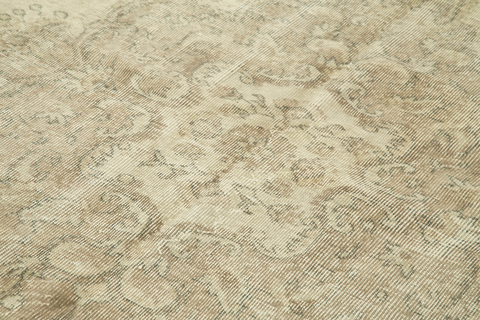 Handmade Wool Area Rug Featuring Traditional Hand Knotted Turkish Wool Rug, Living Room Carpet