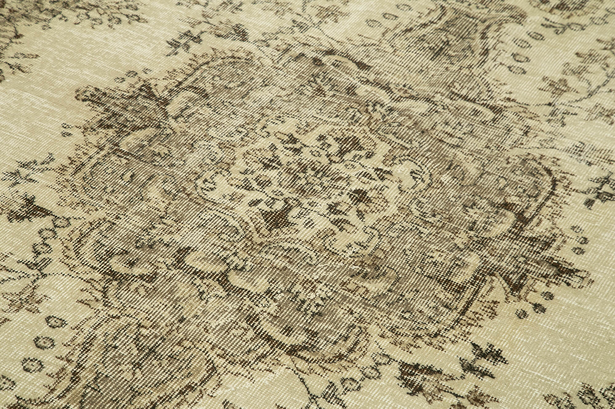 Handmade Vintage Area Rug – Beige Cotton Wool Rug | Traditional Hand Knotted Carpet 5'4''x8'5''