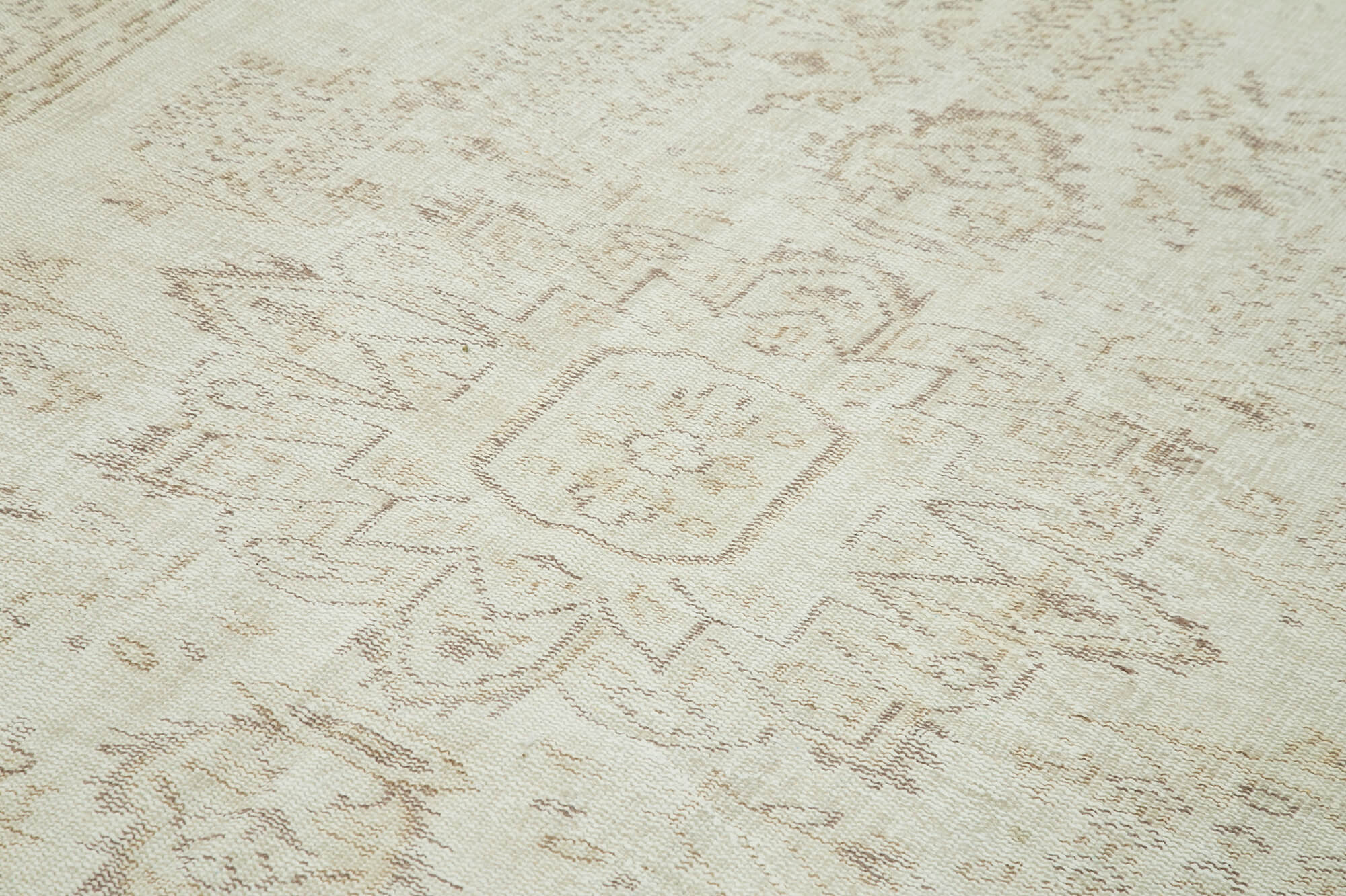 Vintage Wool Area Rug | Hand Knotted Area Rug with Durable Cotton Weave 6'3''x10'4''
