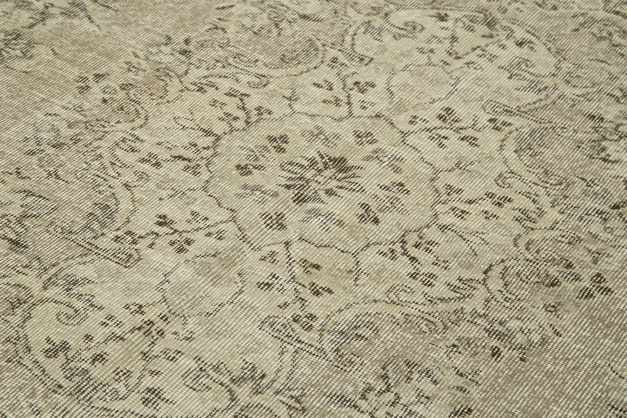 Handmade Vintage Area Rug | Durable Handwoven Cotton Wool Blend | Traditional Beige Wool Carpet