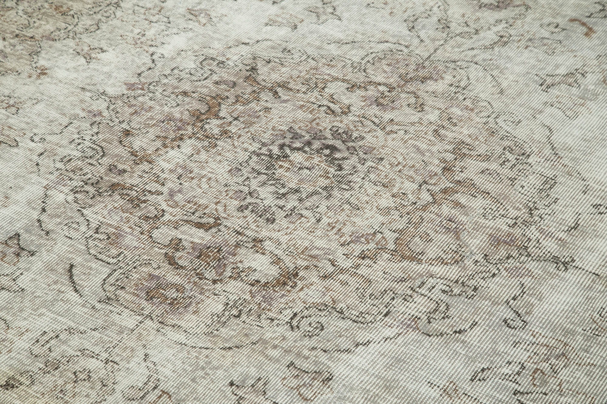 Handmade Vintage Area Rug – Overdyed Wool Rug | Classic Grey Cotton Carpet 6'5''x9'5''