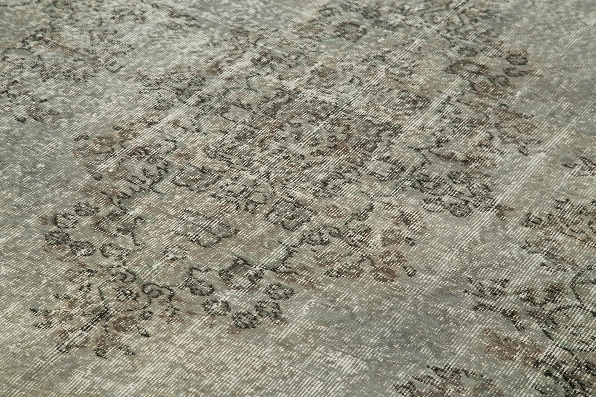 Handmade Vintage Area Rug – Overdyed Grey 6x10 Wool Cotton Carpet