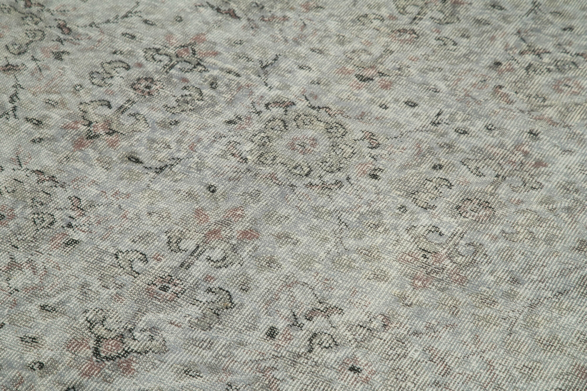 Vintage Wool Area Rug – Handmade Turkish Wool Carpet, Overdyed Gray Rug 5'2"x9'7"