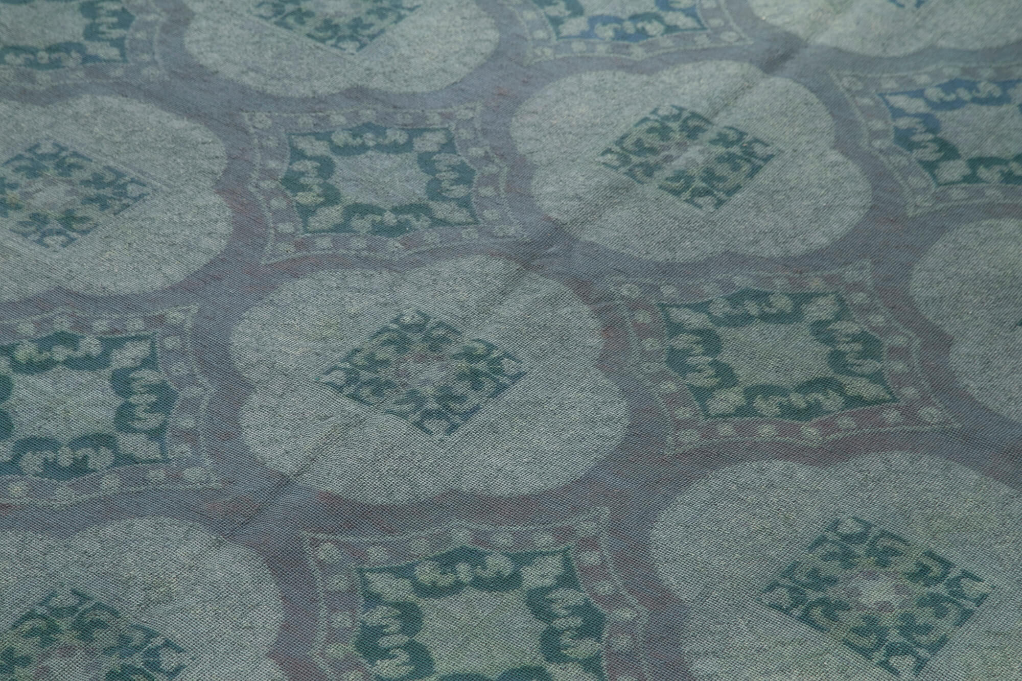 Handmade Wool Area Rug – Blue Floral Rug With Soft Wool Texture & Durable Cotton Blend 6'9'' x 9'0''