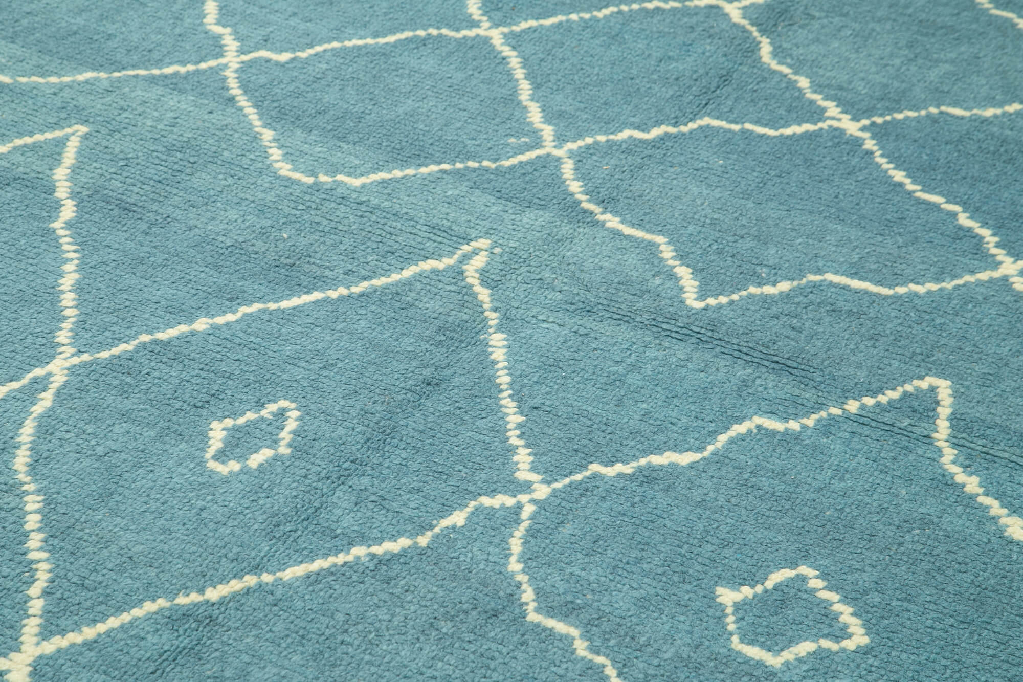 Handmade Wool Cotton Rug – Blue Geometric Pattern Carpet 6x9 Feet Durable Floor Covering