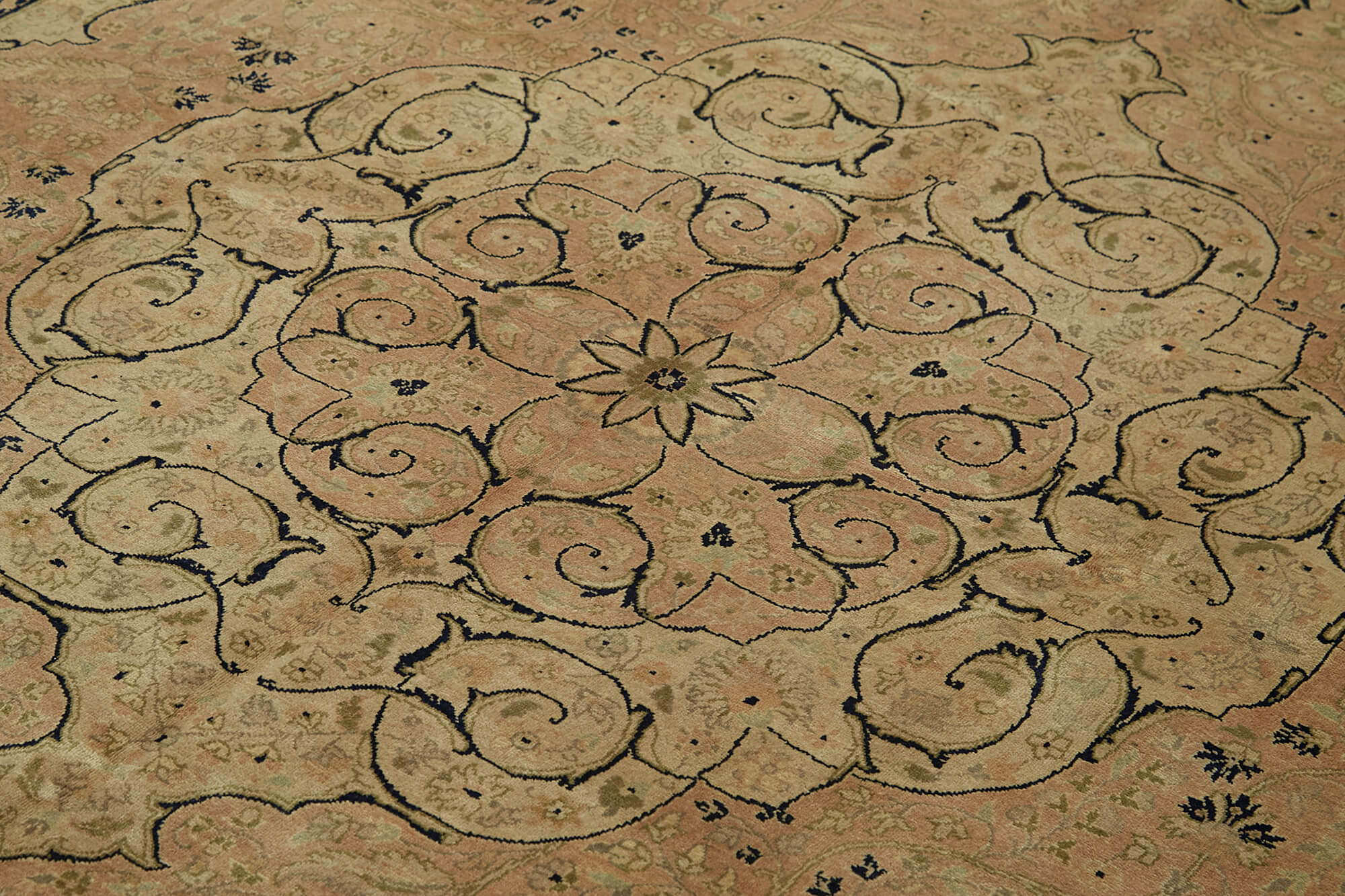 Handmade Wool Area Rug – Classic Beige 7x10 Vintage Turkish Carpet, Durable Cotton Wool Rug