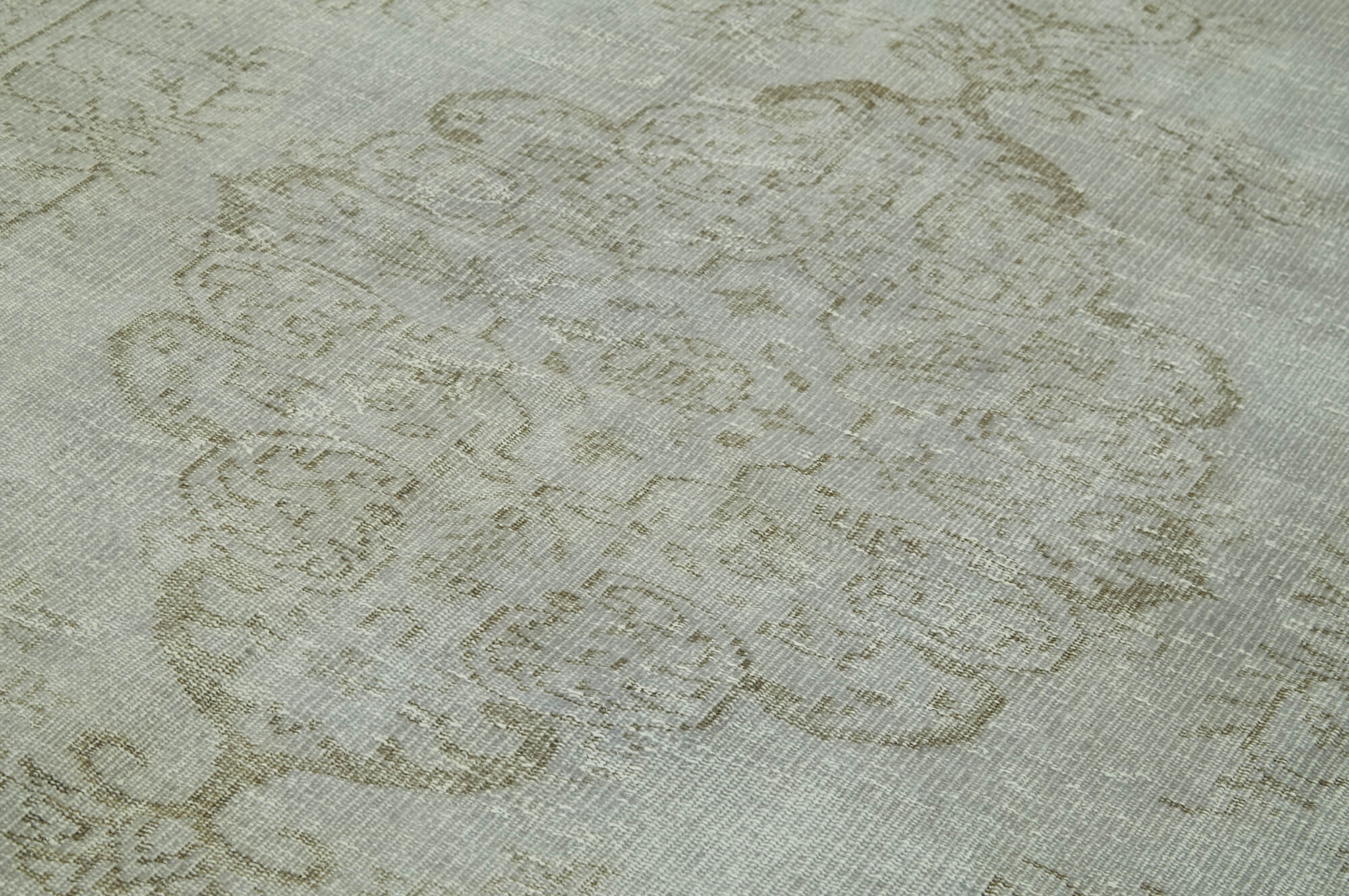 Handmade Area Rug – Overdyed Wool & Vintage Cotton | Soft Grey Turkish Carpet 6'6"x9'4"