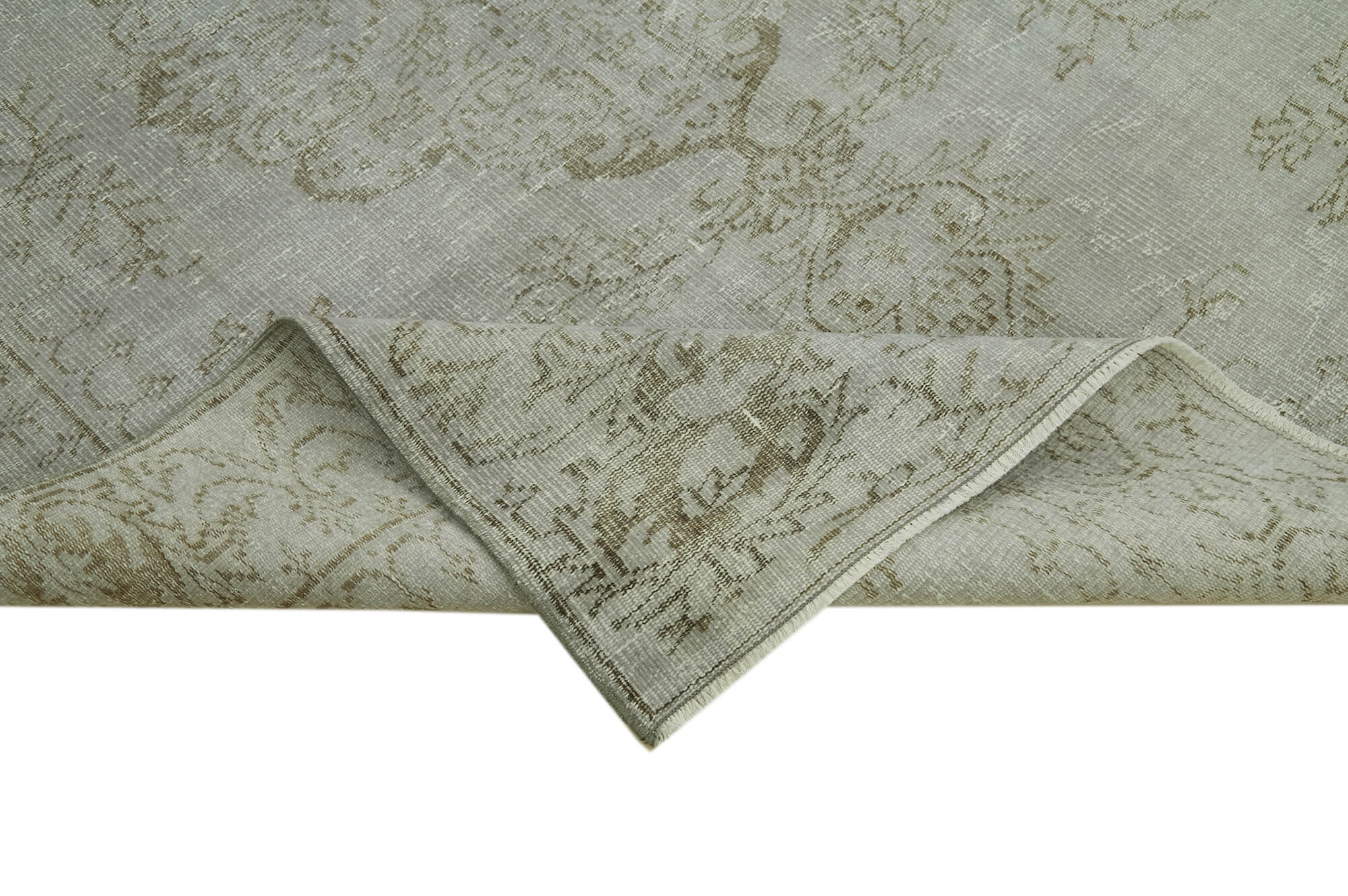 Handmade Area Rug – Overdyed Wool & Vintage Cotton | Soft Grey Turkish Carpet 6'6"x9'4"