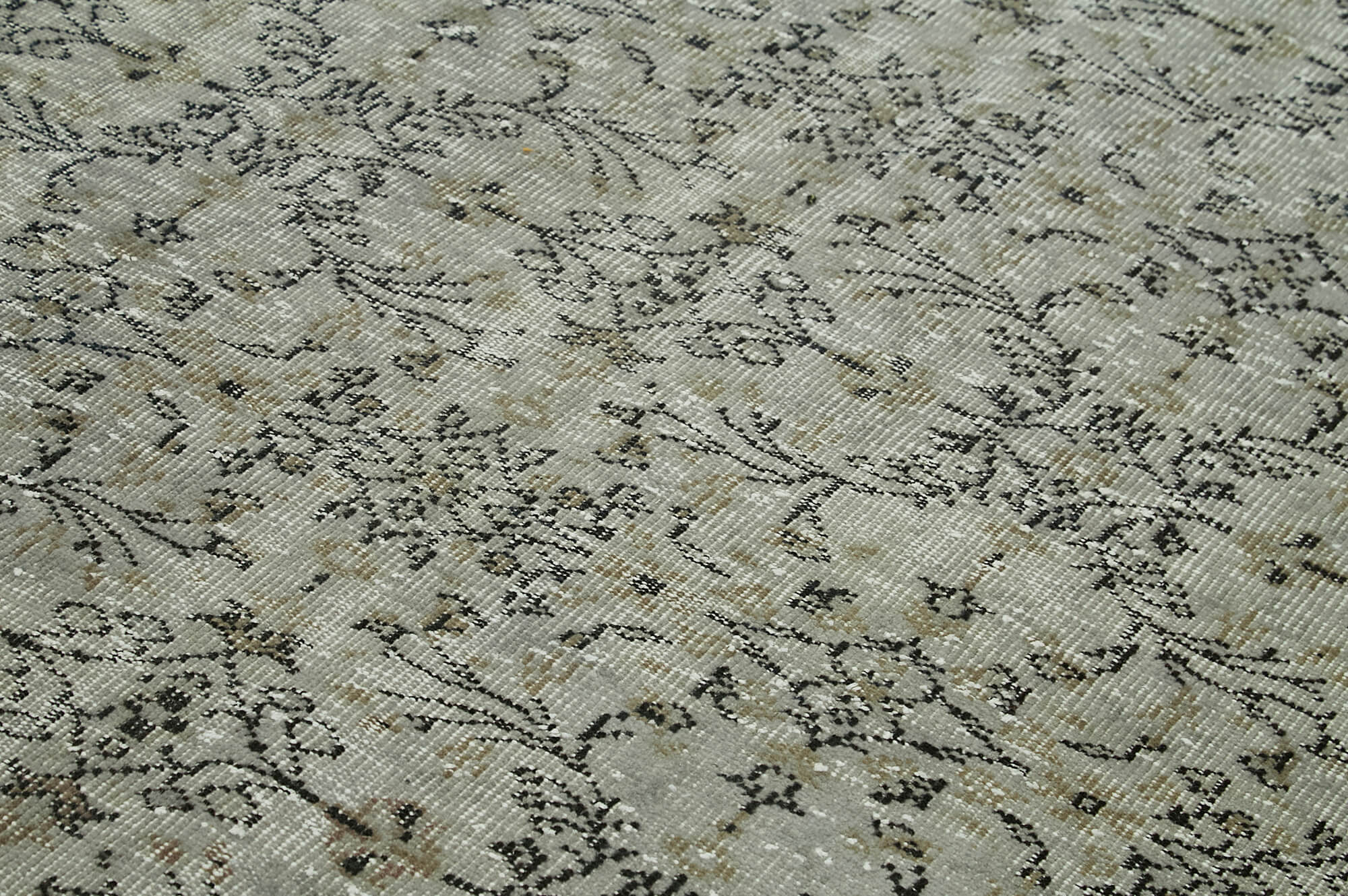 Handmade Vintage Area Rug – Overdyed Wool Rug | Turkish Vintage Carpet 6'4''x9'2''