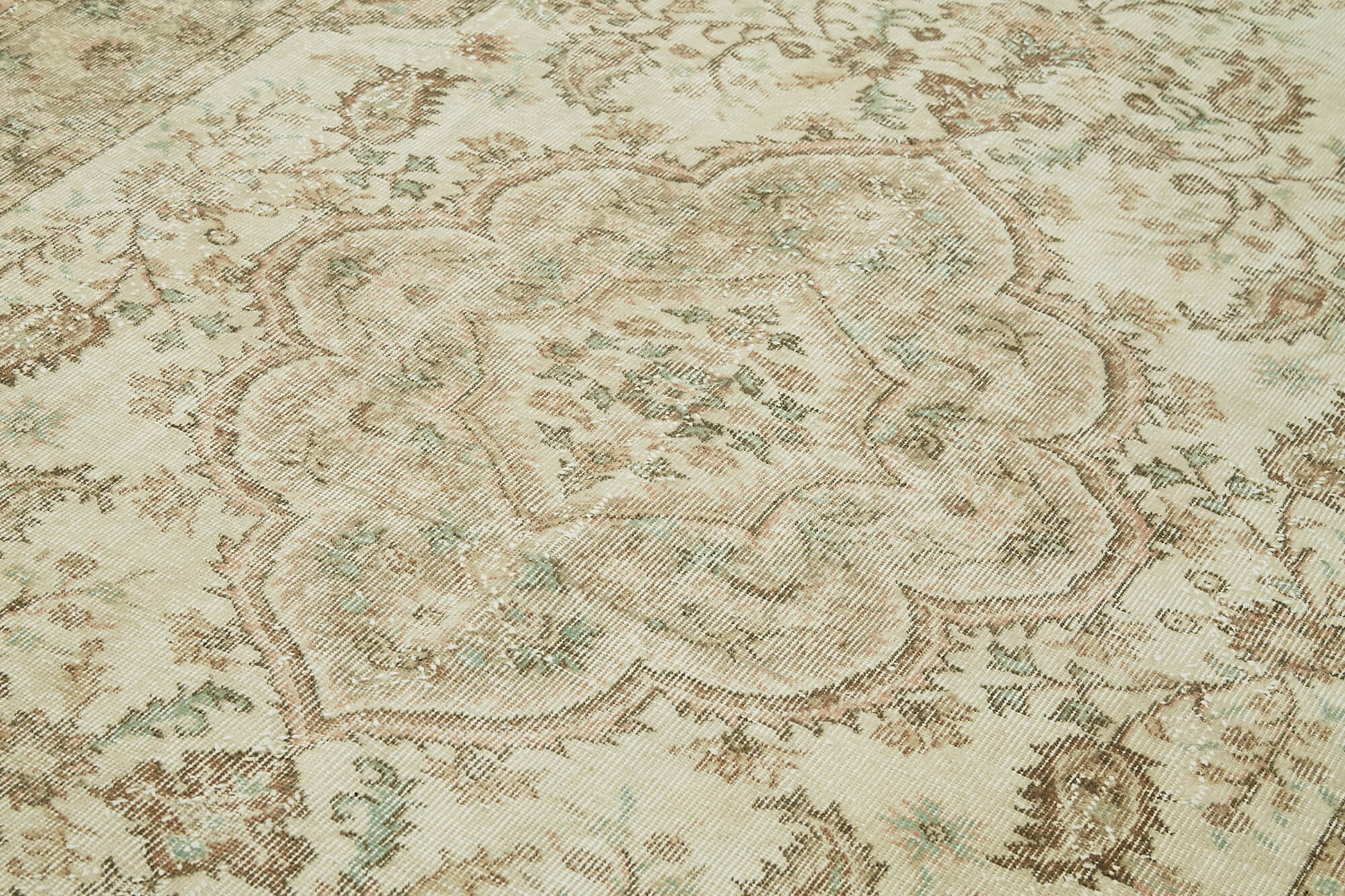 Handmade Vintage Area Rug – Neutral Beige Wool & Cotton, Turkish Hand Knotted 6'4''x9'5''
