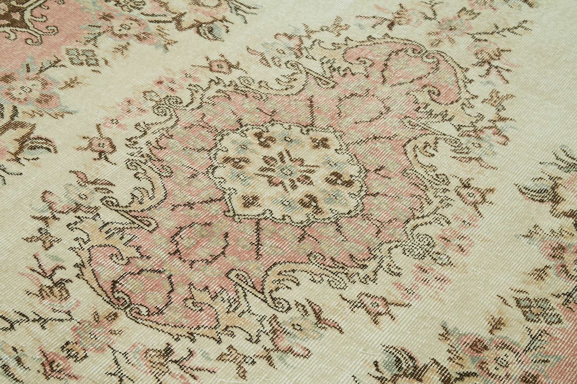 Handmade Wool Area Rug – Vintage Cotton Rug With Soft Wool Texture & Durable Cotton Weave 5'7''x8'4''
