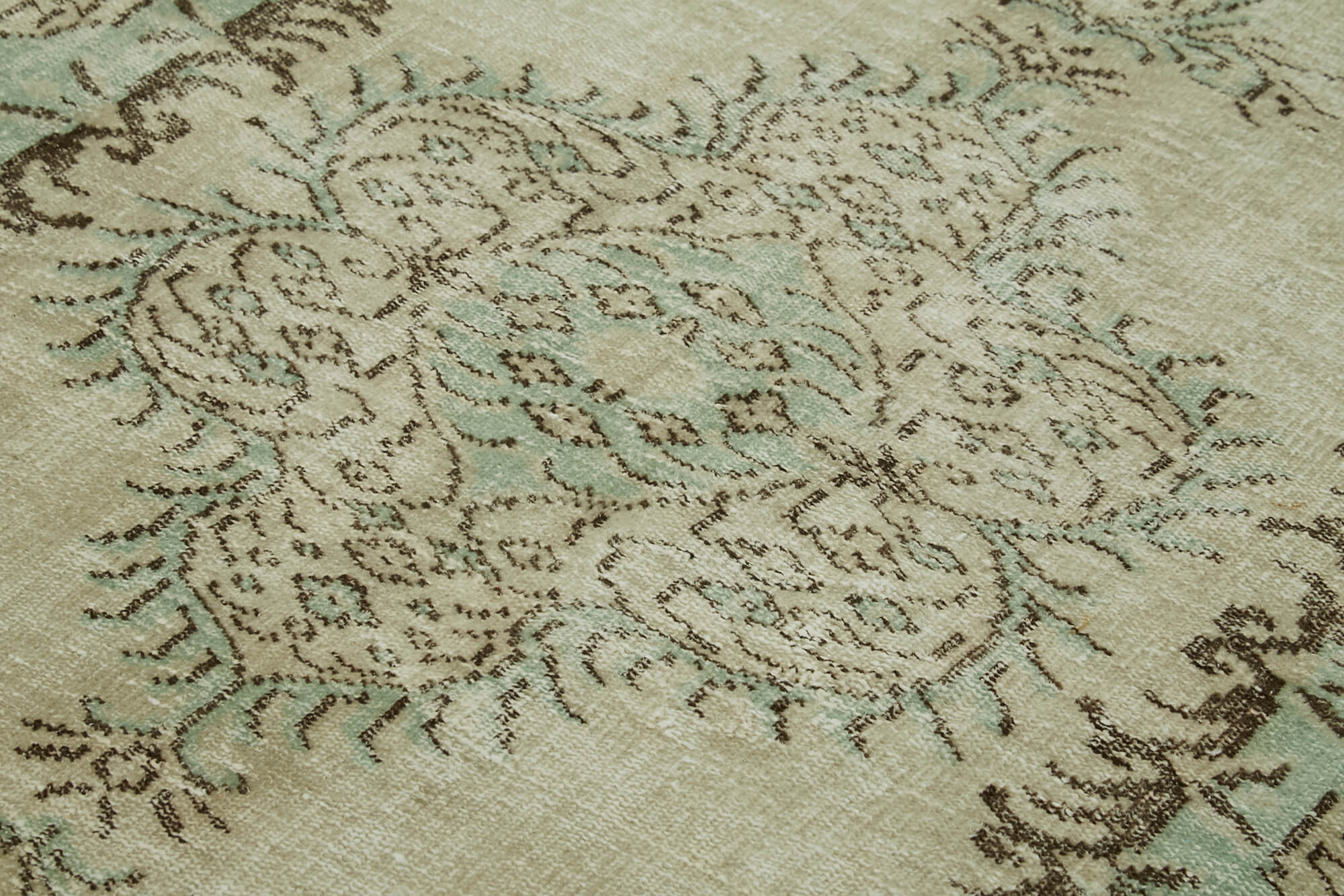 Handmade Wool Area Rug - Vintage Cotton Rug 5'9''x8'5'' | Neutral Beige, Durable Natural Fiber