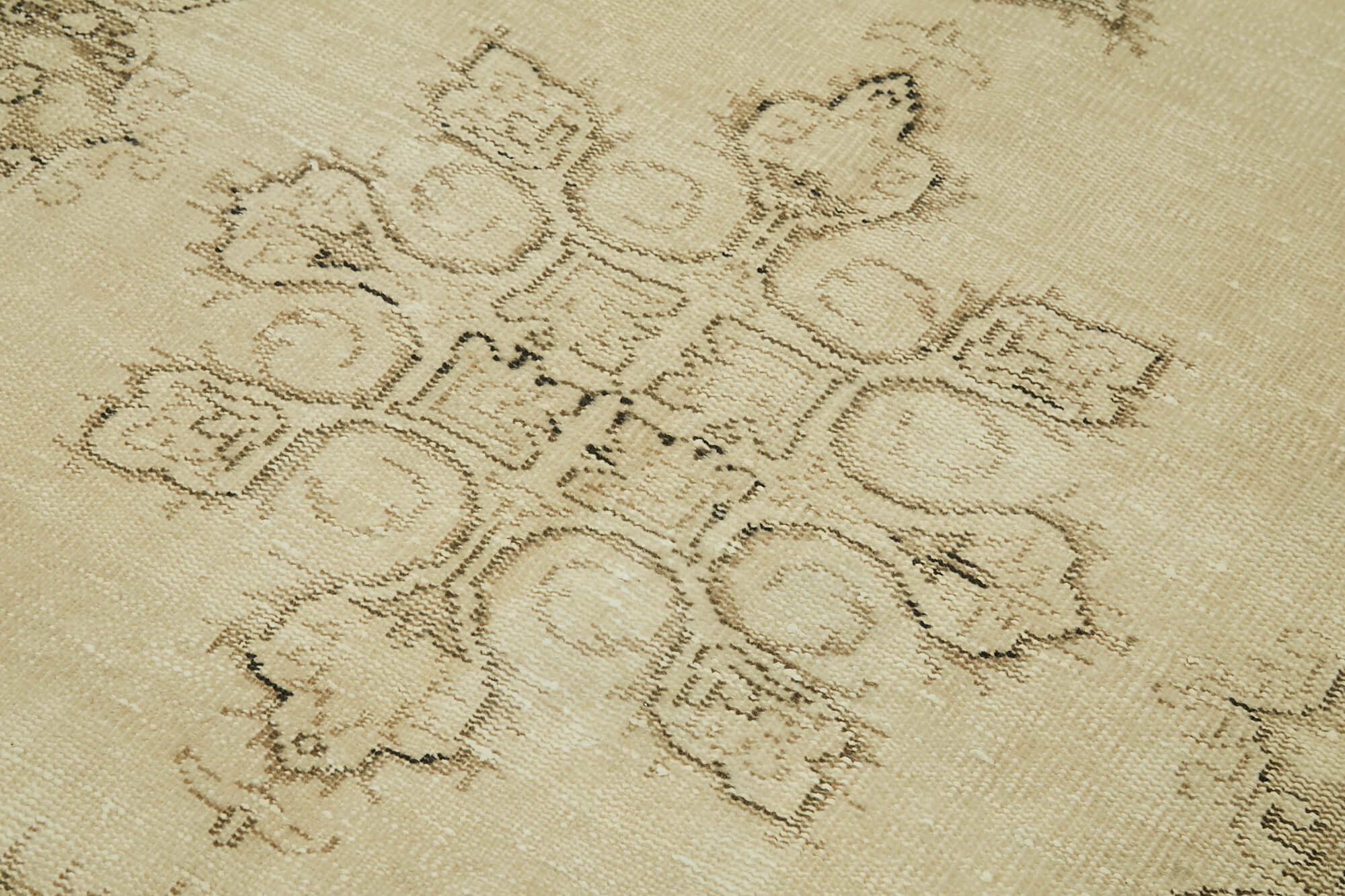 Handmade Wool Area Rug - Vintage Cotton Rug 4'2"x6'10" Beige Classic Decor