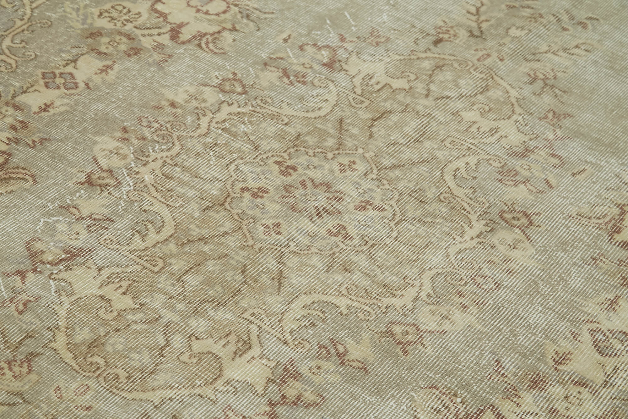 Handmade Wool Area Rug – Soft Wool Carpet | Classic Living Room Rug Beige