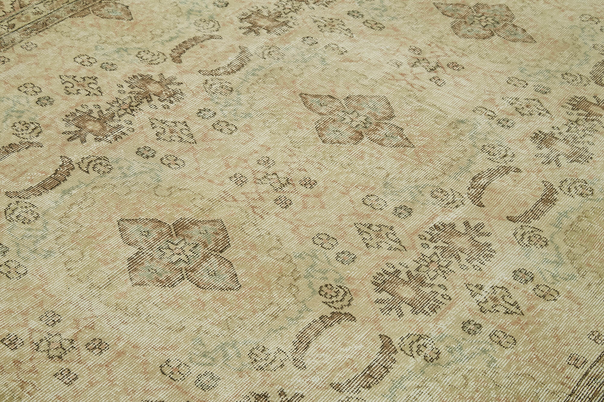 Handmade Wool Cotton Rug | Traditional Hand Knotted Vintage Area Rug Beige