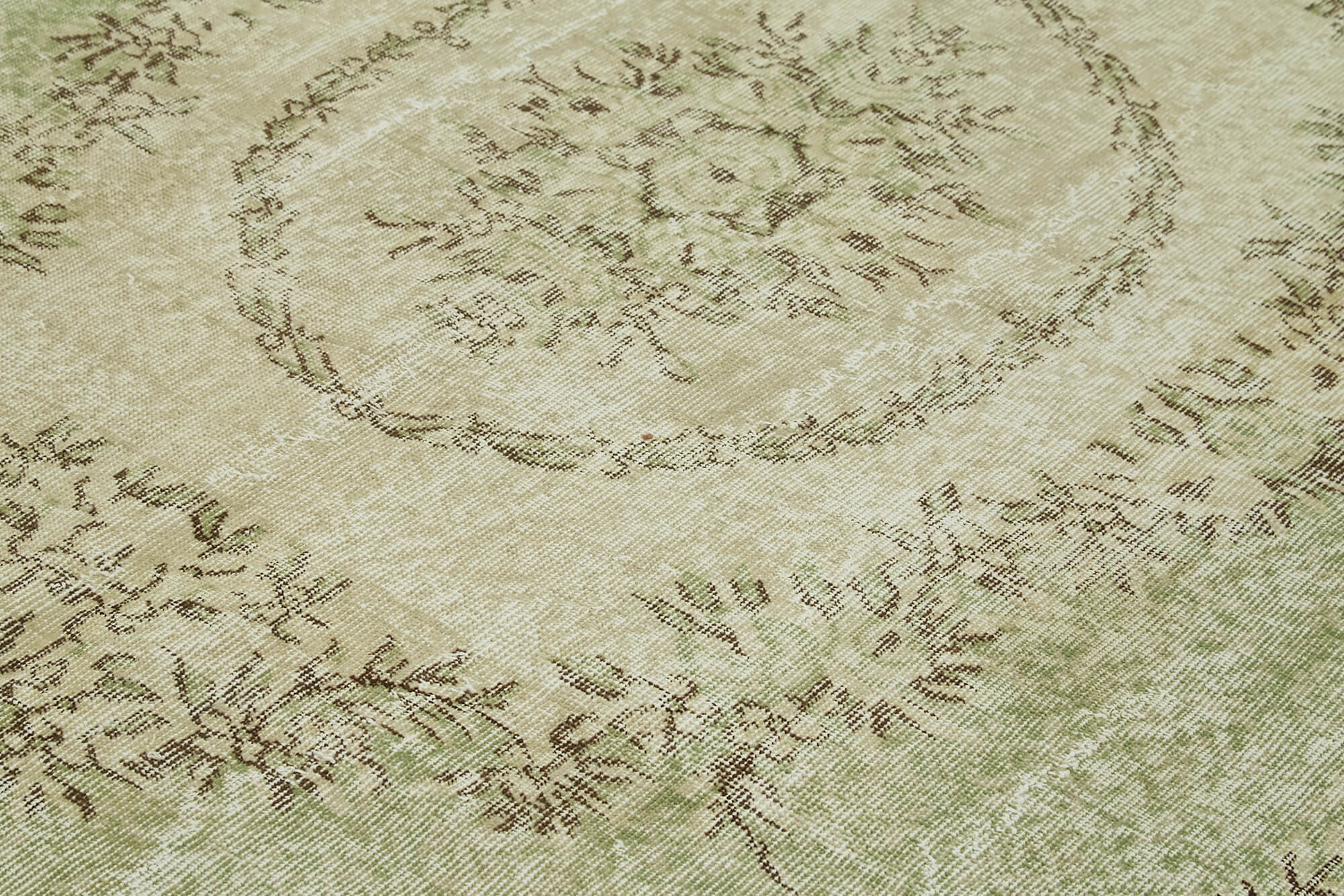 Vintage Wool Rug - Handmade Area Rug 6'9'' x 9'10'' | Neutral Beige Floor Covering