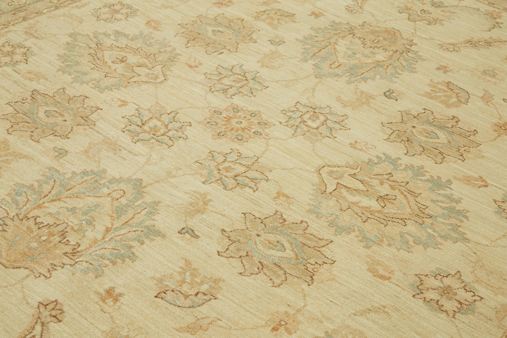 Handmade Wool Cotton Rug – Tebriz Classic Beige 8x10 Foot Vintage Area Rug