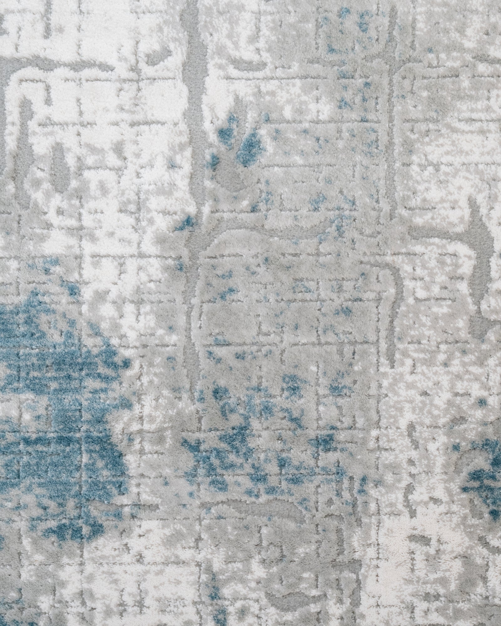 Blue Modern Area Rug – Machine Made Acrylic Carpet with Fringed Edges