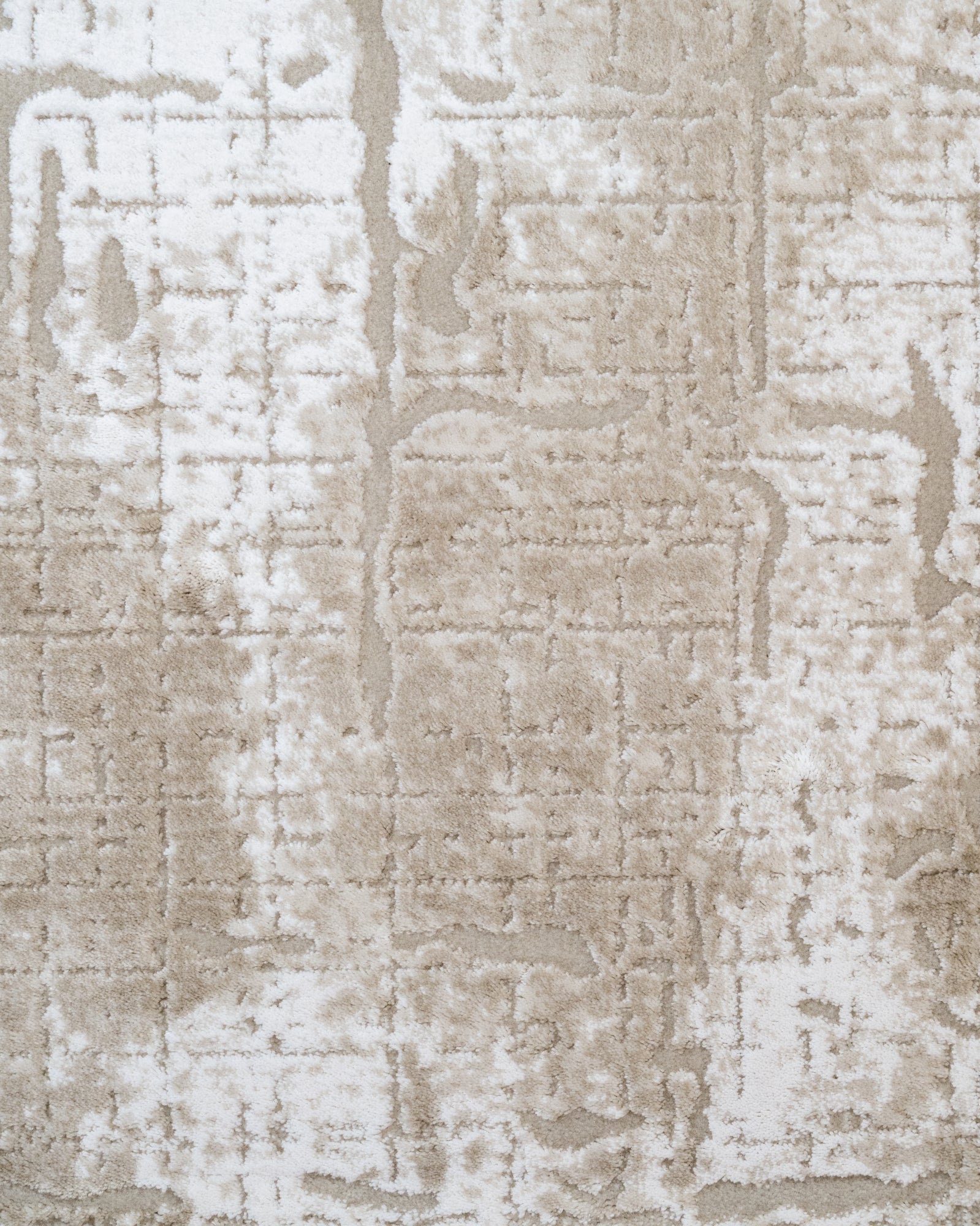 Modern Area Rug - Machine Made Cream Color Rug with Fringed Edge Carpet
