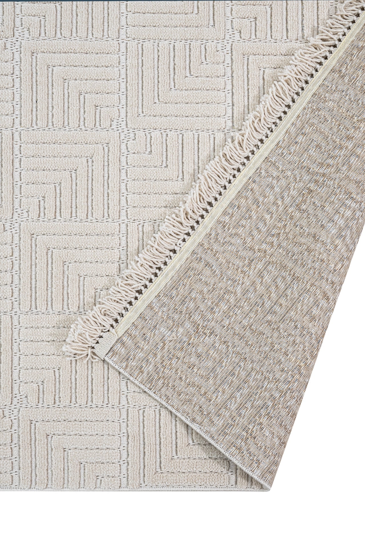 Beige Geometric Area Rug – Machine Made Polyester Carpet With 7mm Pile Height