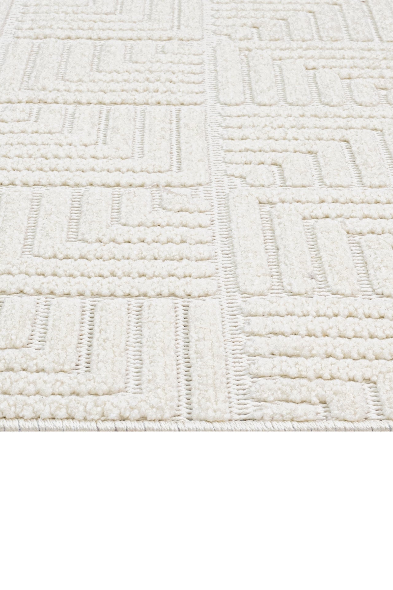 Geometric Area Rug - Machine Made Cream Rug With 7 Mm Pile Height & Overlock Edge