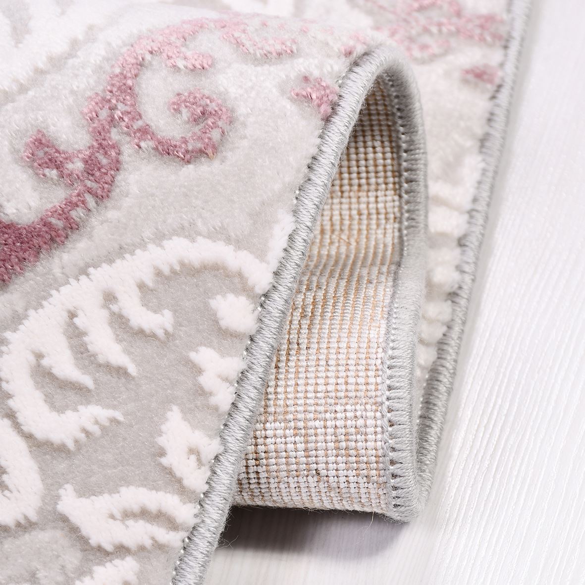 Geometric Area Rug - Machine Made Rug With 10 mm Pile Height | Pink Cream