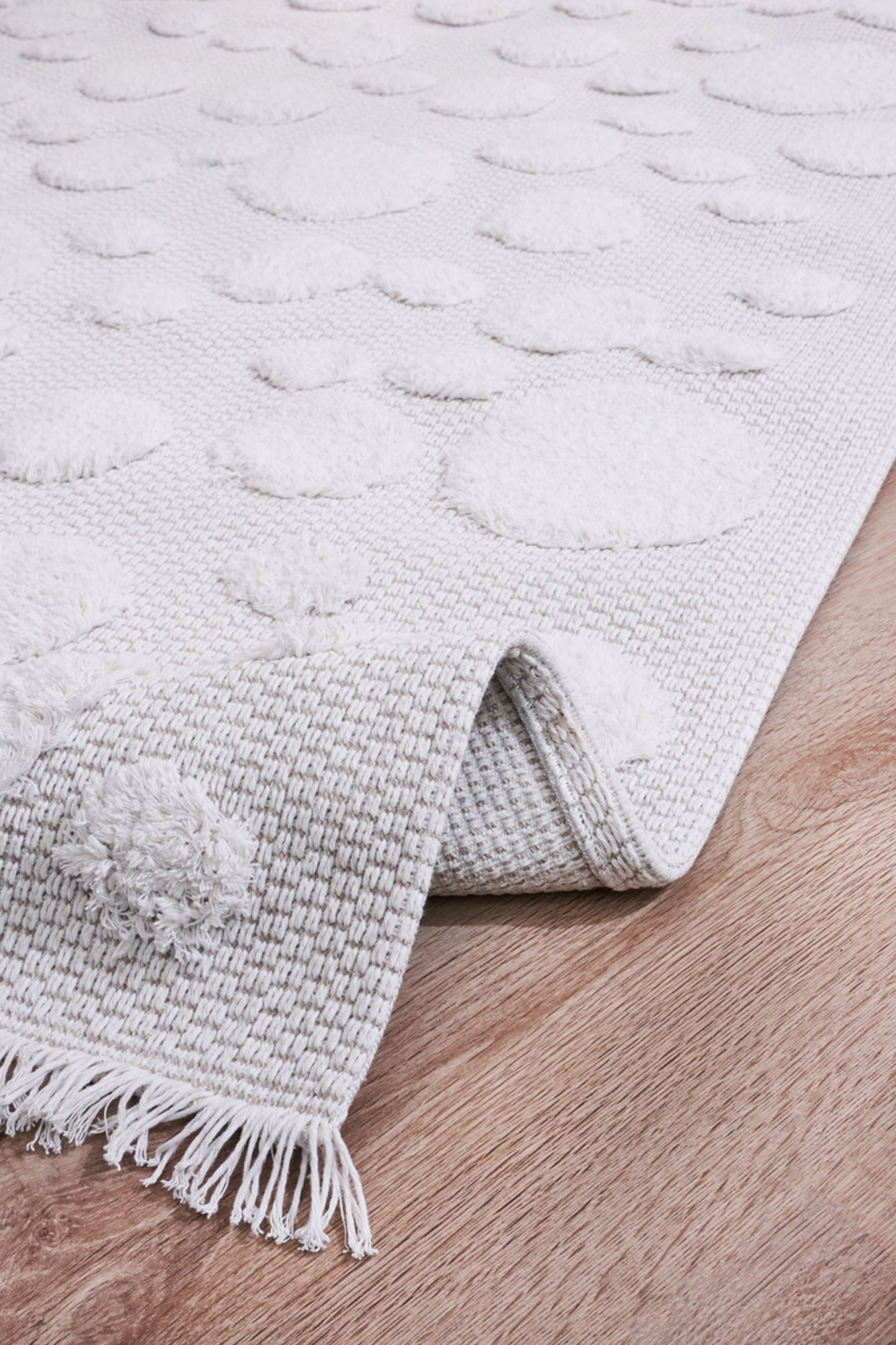 Machine Made Area Rug – Cream Geometric Cotton Yarn Rug for Living Room