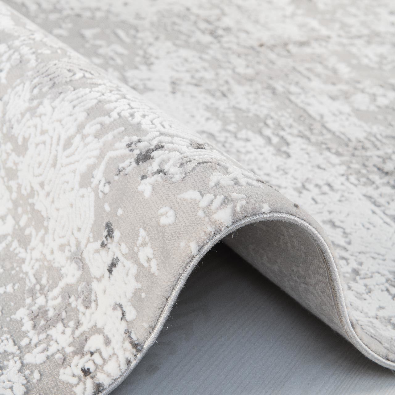 Modern Bamboo Area Rug – Grey Flatweave Machine Made Rug with Overlocked Edge