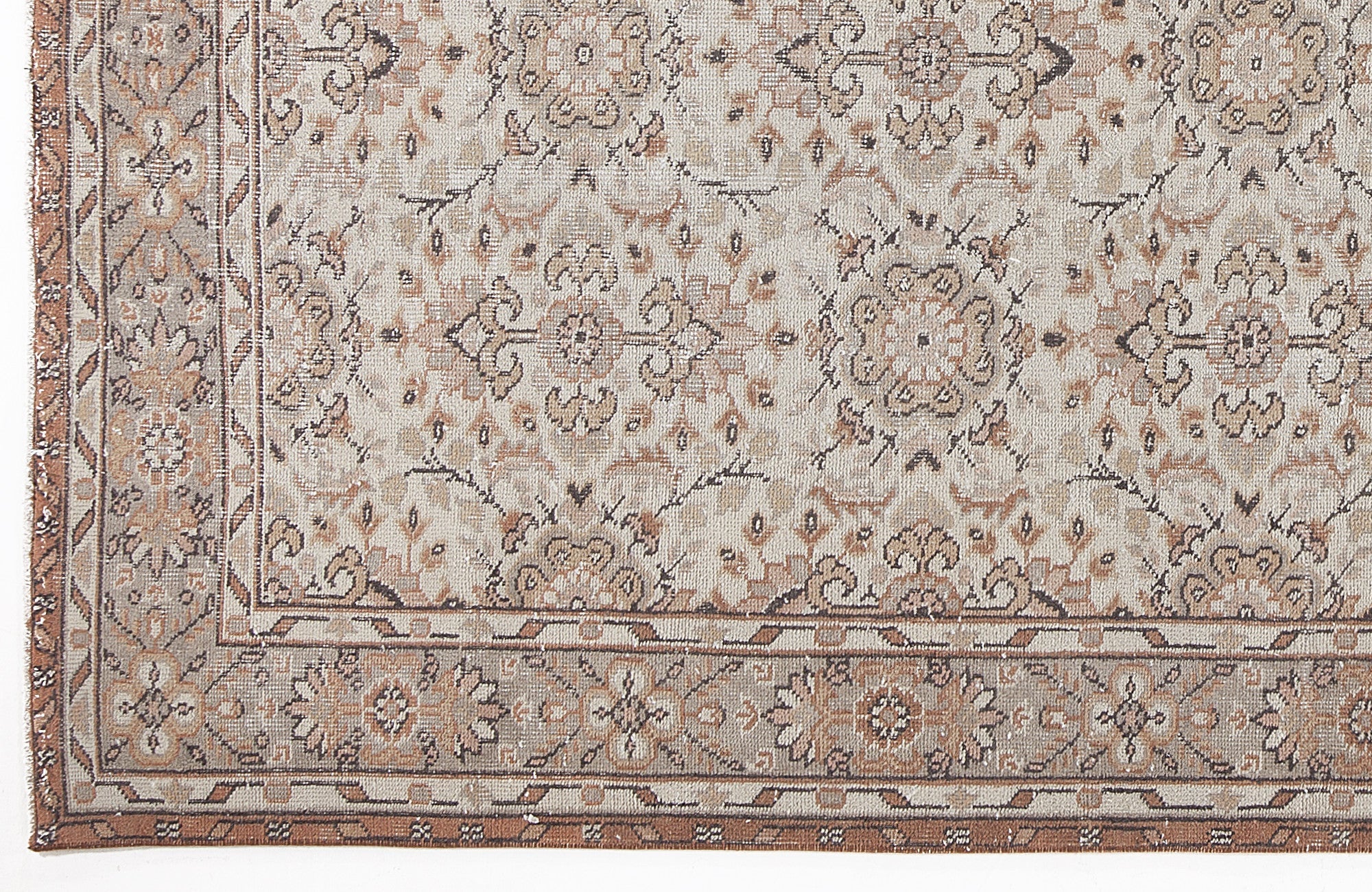 Atina 5984 Beige Vintage Wool Handmade Area Rug 5'7" x 9'3"
