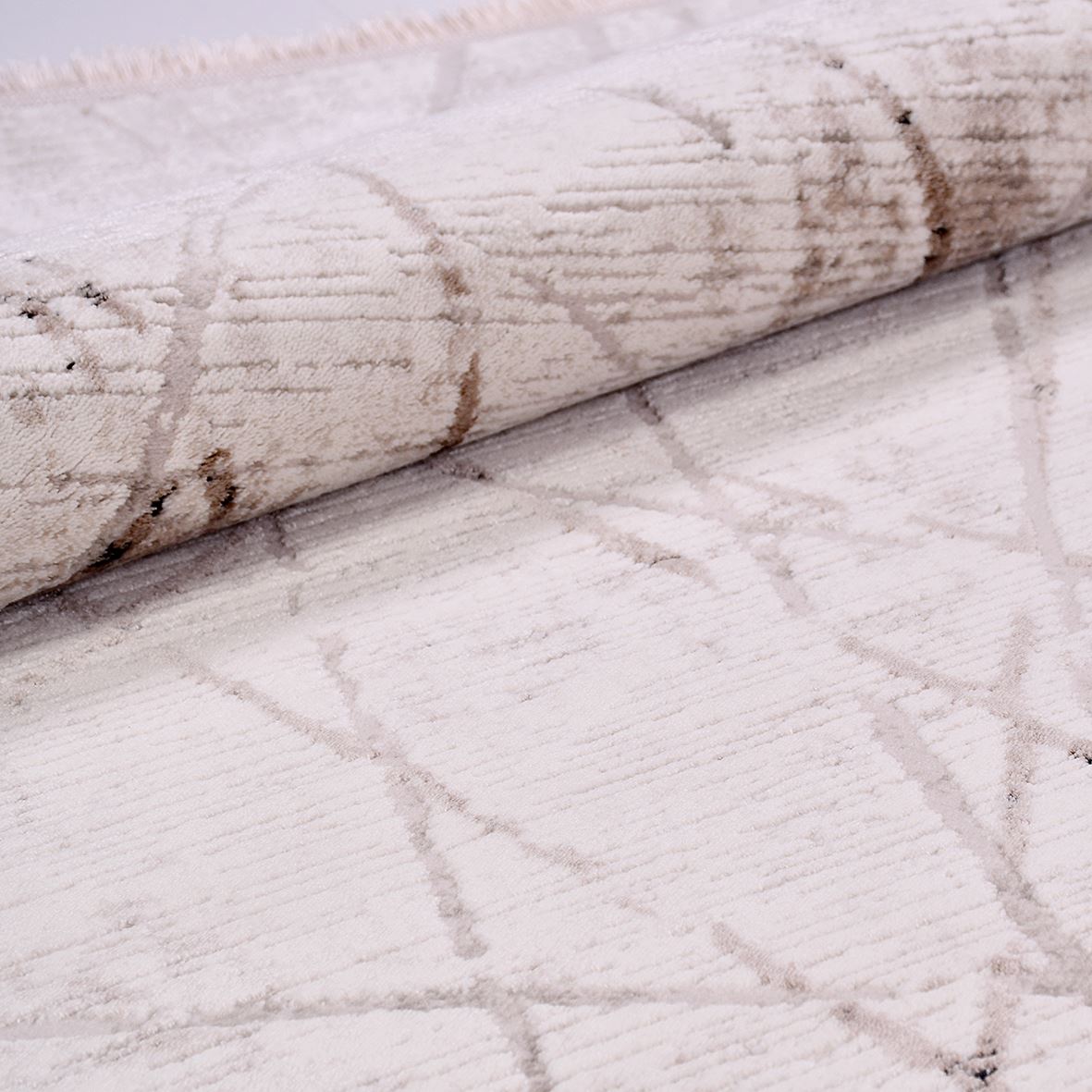 Juliana Cream Geometric Machine Made Area Rug