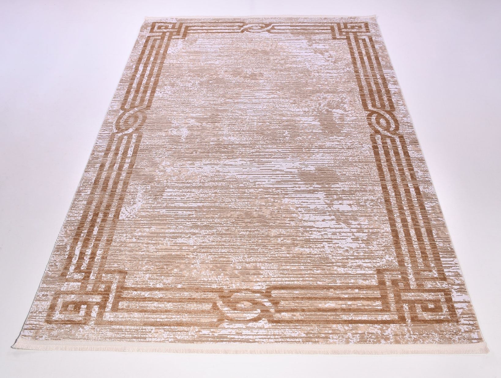Machine Made Area Rug - Olive Cream Rug With 10 mm Pile Height & Overlocked Edge