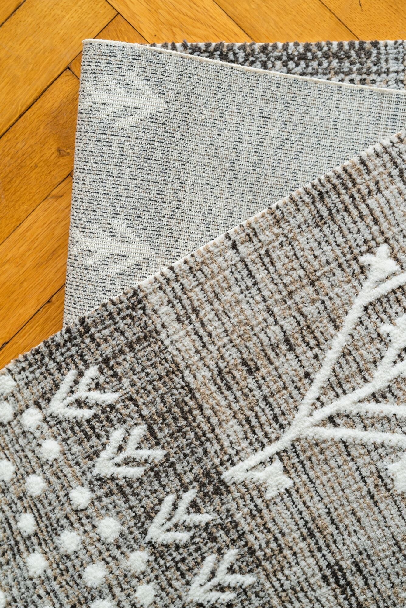 Machine Made Area Rug - Grey Brown Geometric Cotton Yarn Carpet for Living Room